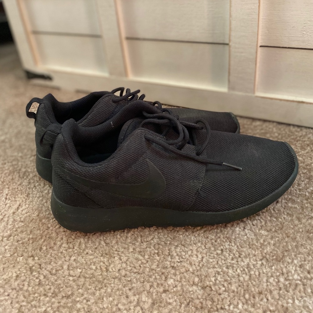 Nike Roshe Ones